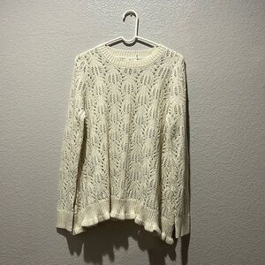 Ohmg Women’s cream Knit Sweater Long Sleeve Crew Neck Size Large Cottage Core